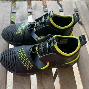 ***SOLD***FENTY PUMA by Rihanna Avid Sneaker